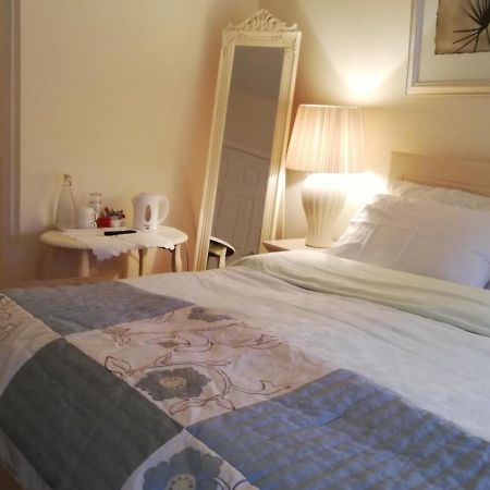 וואטרפורד The Vee Guest Accommodation מראה חיצוני תמונה