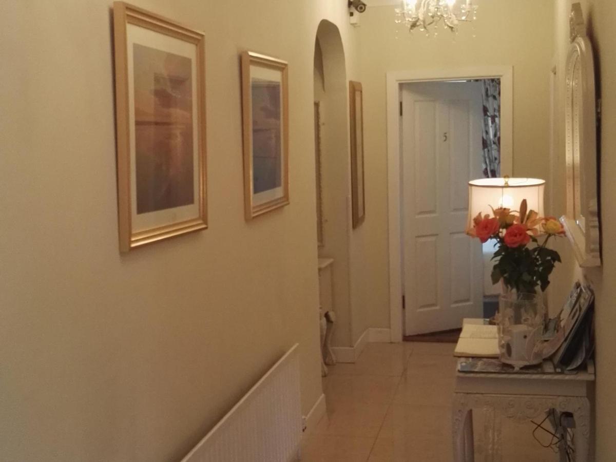 וואטרפורד The Vee Guest Accommodation מראה חיצוני תמונה